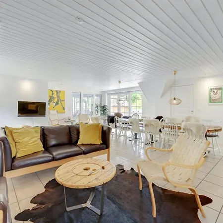 Сasa de vacaciones Erla - 2-3km From The Sea By Interhome