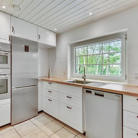 Erla - 2-3km From The Sea By Interhome Feriehus